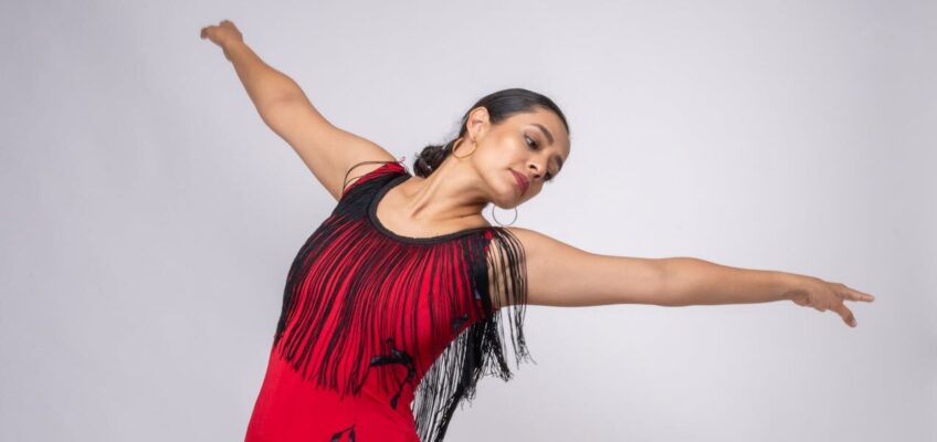 Aprender y sentir las clases de palmas flamencas