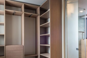 Armarios con puerta corredera para la casa