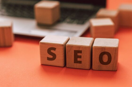 Desarrollo de estrategias de marca y posicionamiento web